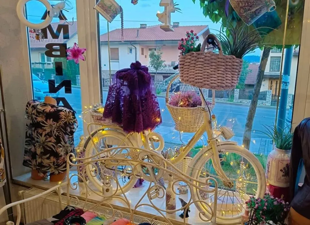 Butik – galerija Bambina L